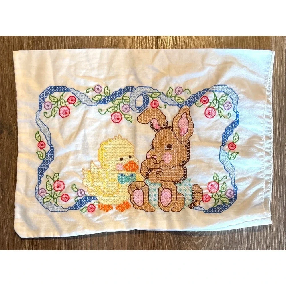 Vintage‎ Hand-Embroidered Duck & Bunny Pillowcase 12x16